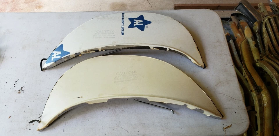 Новый из старых запасов 1966 Ford Falcon Foxcraft из нержавеющей стали юбка крыла FA-66S - Изображение 1 из 4