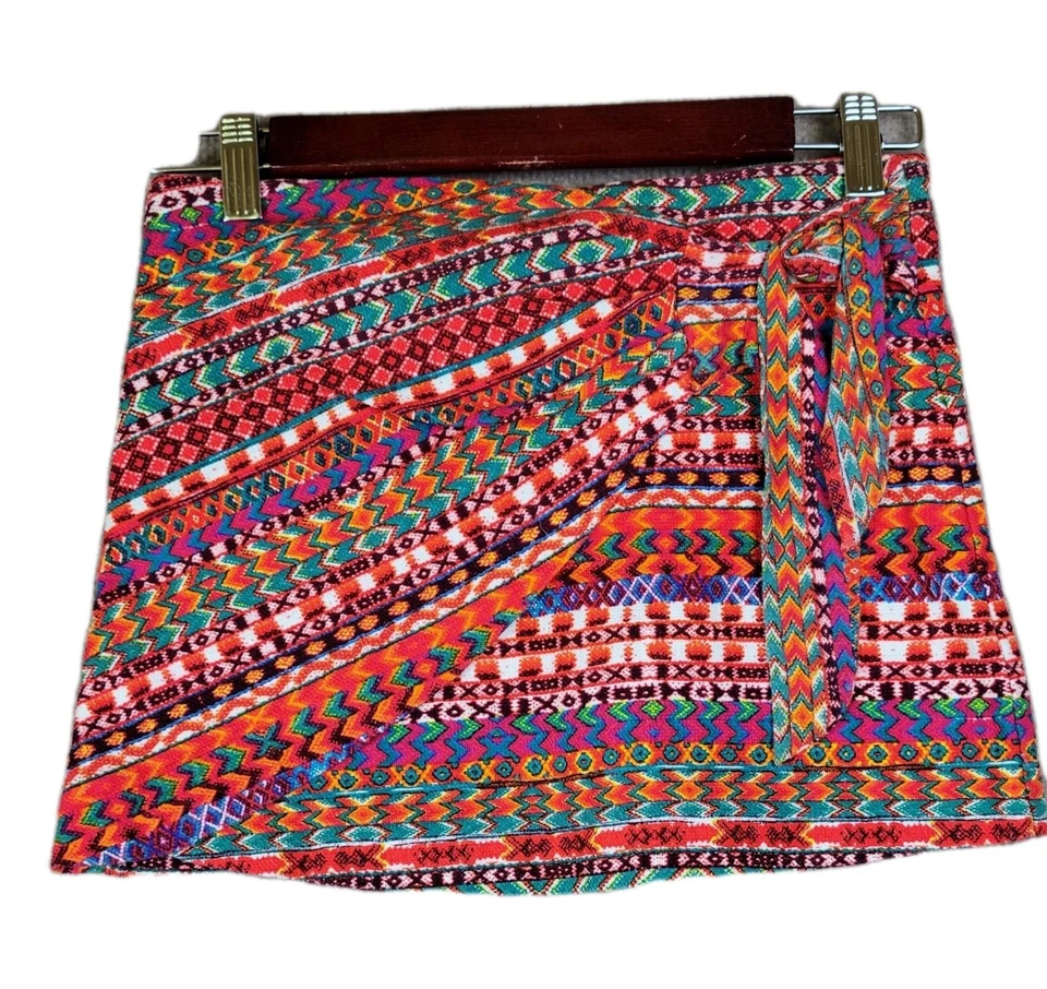 ZARA NIÑAS Falda Juvenil 11/12 Mini Azteca Cremallera Envolvente Colección Informal Ropa de Playa  Foto 1 de 4