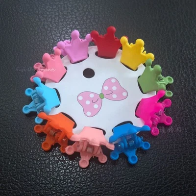 20 Mixed Color Plastic Cute Mini Crown Hair Claw Clamps 22mm Small Hair Clips - Image 1 of 4