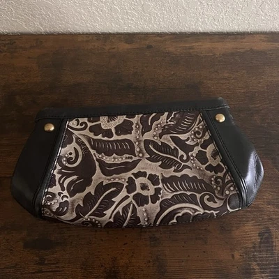 TRE VERO Leather Clutch Bag - Image 1 of 4