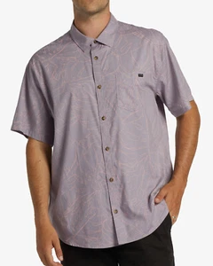 BILLABONG Herren S/S Button Shirt SUNDAYS - Grau Violett - Medium - Neu mit Etikett - Last One - Bild 1 von 3