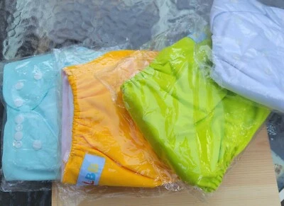 Lote de pañales de tela lavables BABY con inserciones de vellón. Nunca usado. Talla S-M  Foto 1 de 4