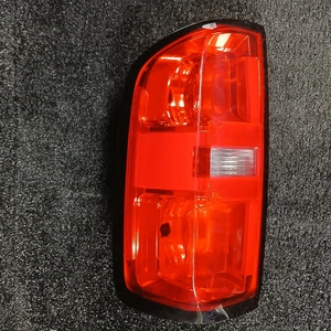 CHEVY COLORADO Taillight Incandescent lamp Driver LH 84630992 15 22 OEM - Picture 1 of 15