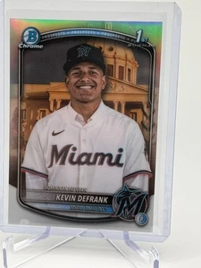 Bowman Chrome #BCP-205 2025 Kevin Defrank 1st International Refractor SSP - Imagen 1 de 7
