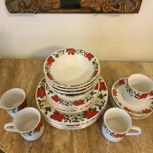 Gibson CHRISTMAS Holiday CHARMING POINSETTIA Dish Set Dinnerware Set 20 Pcs - Picture 1 of 10