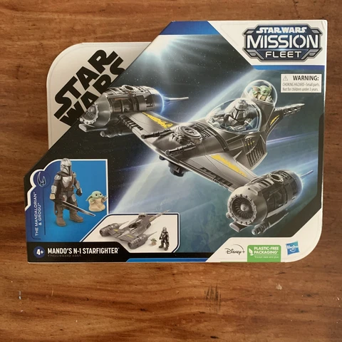 STAR WARS Mission Fleet Mando's N-1 Starfighter, Grogu & Mandalorian Action Cover