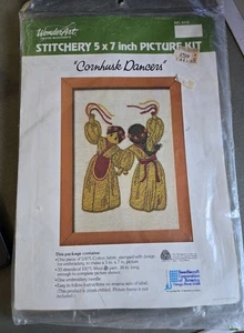 VINTAGE WONDER ART CREWEL STITCHERY KIT "Cornhusk Dancers” NIP - Picture 1 of 4