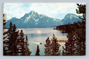Vintage Colter Bay Grand Teton National Park Wyoming Postcard Scenic Lake - Picture 1 of 2