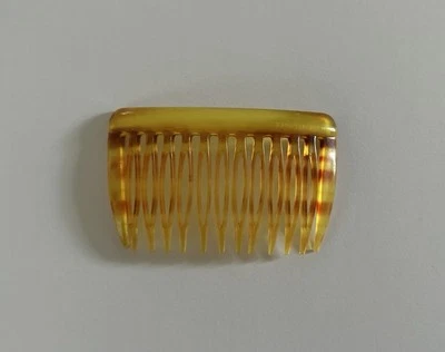 Vintage French Art Deco Light Brown/Yellow Hair Comb - Image 1 of 3