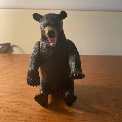 New Ray Toys 1/12 Scale Replacement Bear 6” For Hunting Set S29 - Image 1 of 4