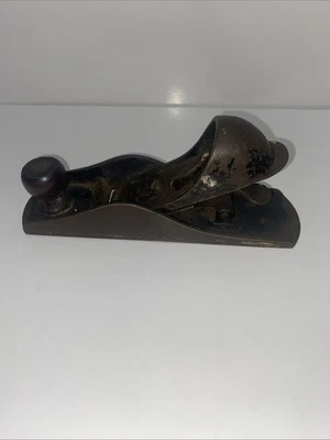 Vintage Small Thumb Block Plane – 6.5" Length  – Needs Refurbishment - Image 1 of 4