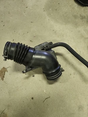 01-05 LEXUS JZS160L GS300 TUBO RESONADOR ADMISIÓN AIRE 17860-46142 OEM Foto 1 de 4