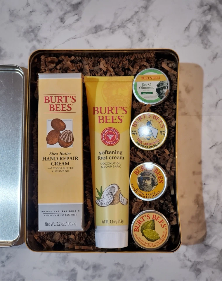 Burt’s Bees Juego de Regalo Clásico, 6 Piezas Productos en Lata de Regalo Foto 1 de 4