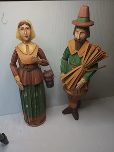 Vintage Carved Wood And Cornhusk Thanksgiving Pilgrims Painted Set Of 2 - Picture 1 of 19