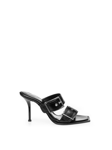 Sandalo con Fibbia di Alexander McQueen in pelle nero con due fibbie sul do...