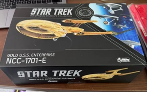 Eaglemoss Star Trek USS Enterprise NCC1701-E GOLD XL Edition -LTD 500pcs sealed. - Bild 1 von 3