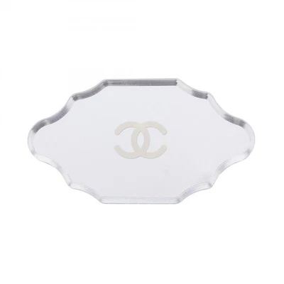 Broche Espejo Marca Coco CHANEL Accesorio Acero Inoxidable Plástico Damas Plateado Foto 1 de 4