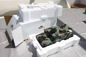 Exoto 01801 Die Cast Hummer Humvee Battle Camouflage 1/18 come nuovo - Foto 1 di 20