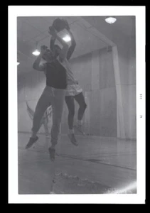 FROZEN FOREVER MIDAIR JUMP BASKETBALL DREAM MEN ~ 1950s VINTAGE PHOTO gay - Picture 1 of 1