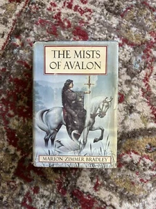 Vintage Hardcover The Mists of Avalon Marion Zimmer Bradley 1982 Knopf BCE HC/DJ - Picture 1 of 3