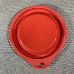 Tupperware Mix-N-Stor Plus Jarra Repuesto Tapa Centro Pieza 4972A-6 Rojo - Imagen 1 de 4