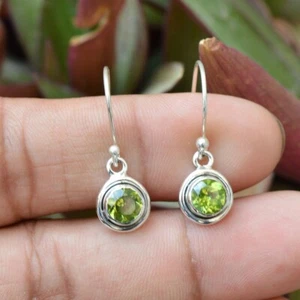 Originale Peridoto Orecchino,925 Argento Sterling,Piccoli Orecchini,Anniversario - Foto 1 di 4