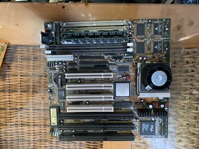 Aristo Mainboard 35-8320-02 - 32MB Ram - Pentium MMX 200Mhz - Bild 1 von 4