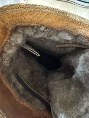 Botas femininas Frye Veronica Shearling forradas de couro pato preto/marrom tamanho 7,5B - Imagem 1 de 4