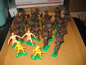 22 African Warriors and Safari by DULCO in 54mm - Picture 1 of 5