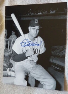 Boston Red Sox Bobby Bob Doerr Auto 8x10 Photo (d. 11/13/17) - Picture 1 of 1