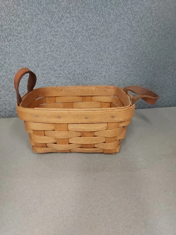 Longaberger Basket With Leather Handles 7 X 5 inches 1994 Cover