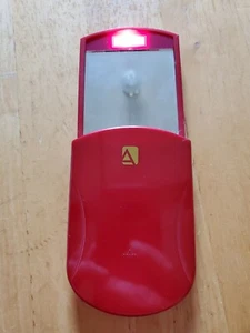 Nuevo Avon 2005 Luminoso Compacto Espejo Luz Rojo Deslizante Hacia abajo - Imagen 1 de 5