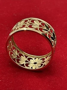 VINTAGE HANDMADE Solid 18K Yellow Gold Diamond Cut Filigree Wedding Band Ring - Picture 1 of 24