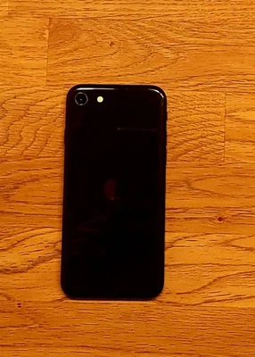 Apple iPhone SE 2020, schwarz, 64 GB - Bild 1 von 4