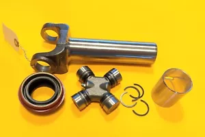 Mopar NOS Trans Slip Yoke & 7290 U-Joint MasterKit A833-727 Plymouth Dodge Chry - Picture 1 of 6