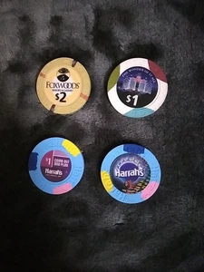 Casino Harrah's & Foxwoods - Lote de fichas de casino de $1/$2 - 4 fichas incluidas  - Imagen 1 de 4