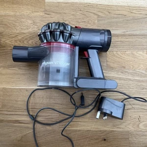 Dyson V7 Trigger Handheld Hoover Vacuum Cleaner Bagless - Cordless Battery - Picture 1 of 4