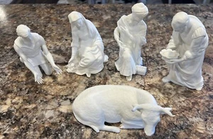 Lenox "LA NATIVITÀ" Set 5 pezzi Biscotto Bianco - Foto 1 di 22