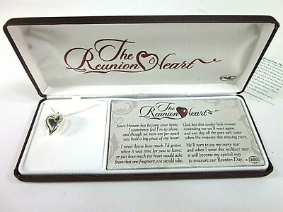 DICKSONS ПОДАРОК 18» СЕРЕБРО ПОКРЫТИЕМ «ВОССОЕДИНЕНИЕ СЕРДЦЕ» МЕДАЛЬОН ОЖЕРЕЛЬЕ В ПОДАРОЧНОЙ КОРОБКЕ НОВЫЙ - Изображение 1 из 4