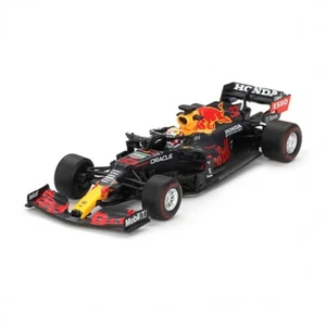 Mini GT 1:64 Red Bull RB16B #33 Max Verstappen 2021 ganador del Gran Premio de Abu Dhabi - Imagen 1 de 4