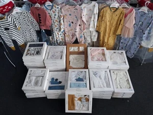 Job Lot Baby Clothes – 175 Sets – Cotton – Huge Bargain! Animals, Dino, Unicorn - Picture 1 of 2