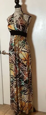 VESTIDO MAXI BOHO HALTER MULTICOLOR por BODY CENTRAL SUJETADOR INCORPORADO TALLA MED Foto 1 de 4