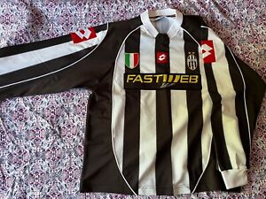 Juventus 2002-2003 Lotto Long Sleeve Jersey “Del Piero” “10” on the back.