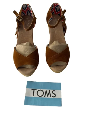 Tom's Brown Suede Fringe Festival Platform Wedge Sandals Shoes Size 7 - Image 1 of 4
