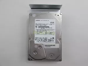 Apple 655-1481G 1 TB 7200 RPM 32 MB disco rigido SATA + slitta Hitachi HDE721010SLA330 - Foto 1 di 4