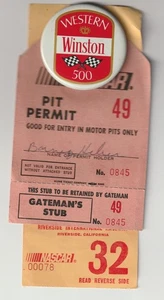 EFÍMERA: PERMISO NASCAR PIT, RIVERSIDE INT'L RACEWAY, 13/06/82, BOTÓN WINSTON 2" - Imagen 1 de 3