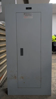 🤪 SIEMENS 200 AMP MAIN BREAKER PANEL 600Y/347 VAC 3Ø 4W S1C42FX200DBF - Image 1 of 4