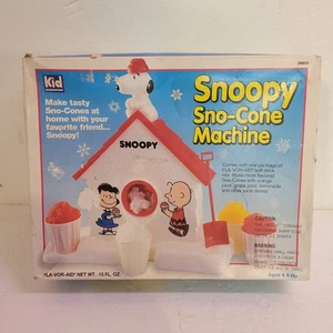 Vintage 1992 Peanuts Snoopy Sno-Cone Machine - Picture 1 of 3
