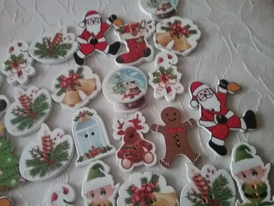 Knöpfe, WEIHNACHTSMOTIVE, K 190, Holz weiss mit mehrfarbigen Druck, 25 Stück - Bild 1 von 4