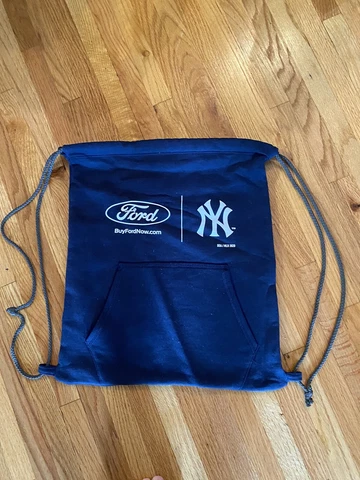 New York Yankees Promotional Hoodie Backpack NEW Cover
